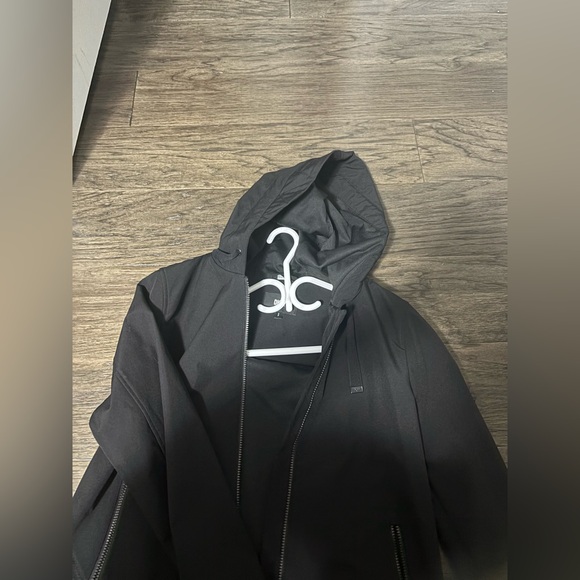 DKNY rain jacket - Picture 2 of 2